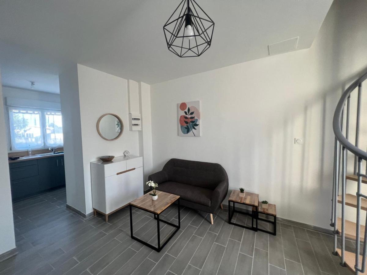 Le Gond-Pontouvre 180B - Duplex T2 Tout Confort - Wifi Netflix מראה חיצוני תמונה